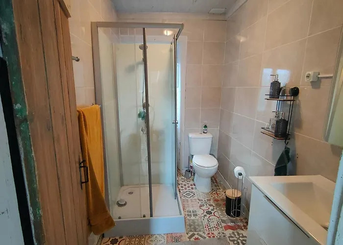 Em Casa לינה וארוחת בוקר