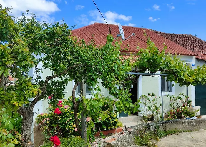 לינה וארוחת בוקר Em Casa *